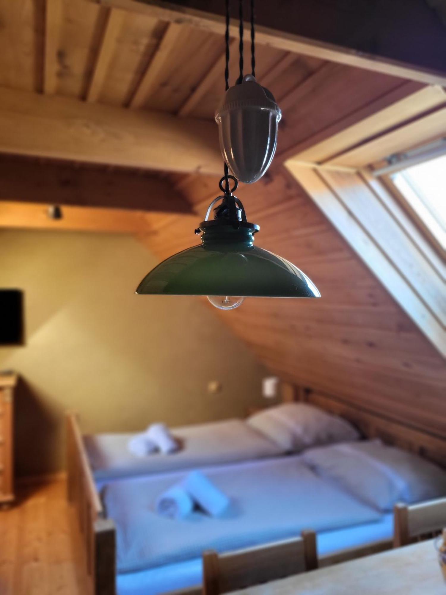 Apartmany Cerveny Dvur Chvalsiny Luaran gambar
